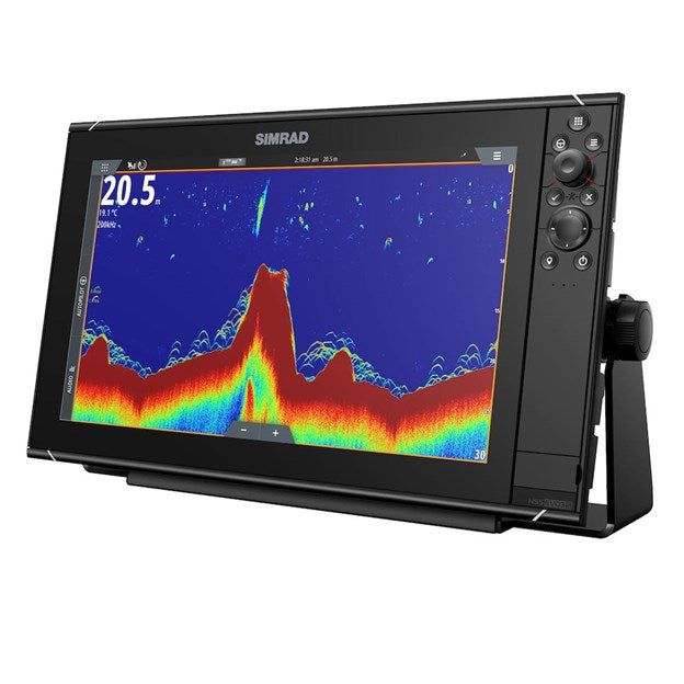 Simrad NSS16 evo3S mit weltweiter Basiskarte